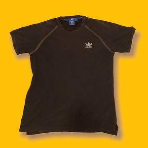 Adidas Black T-Shirt w. 3M Detailing